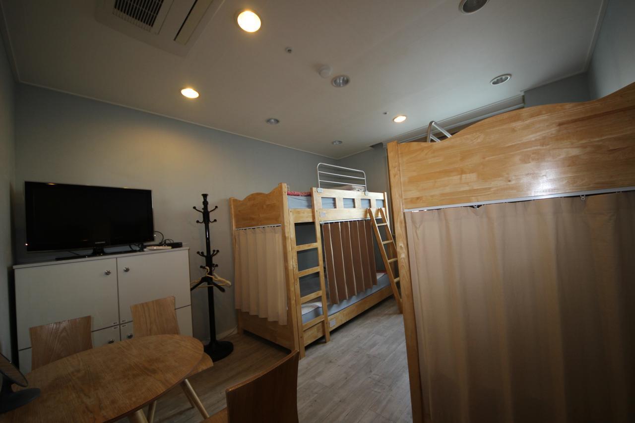 Hostel The New Day Пусан Екстер'єр фото
