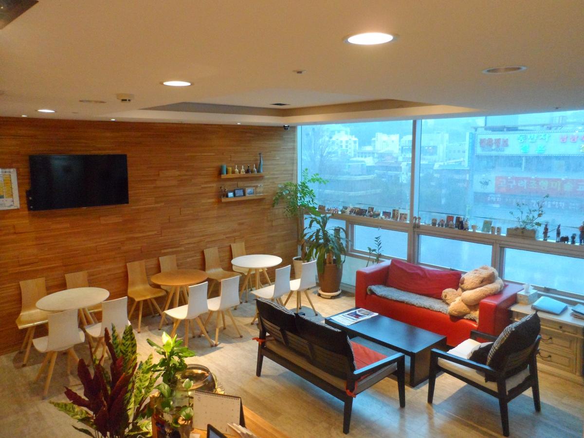 Hostel The New Day Пусан Екстер'єр фото