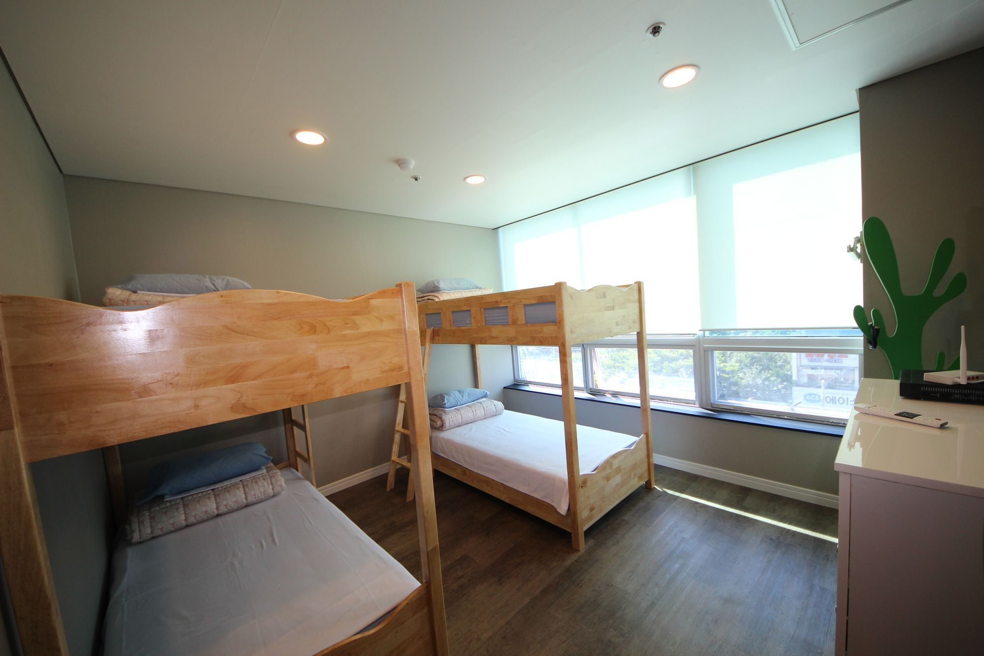 Hostel The New Day Пусан Екстер'єр фото