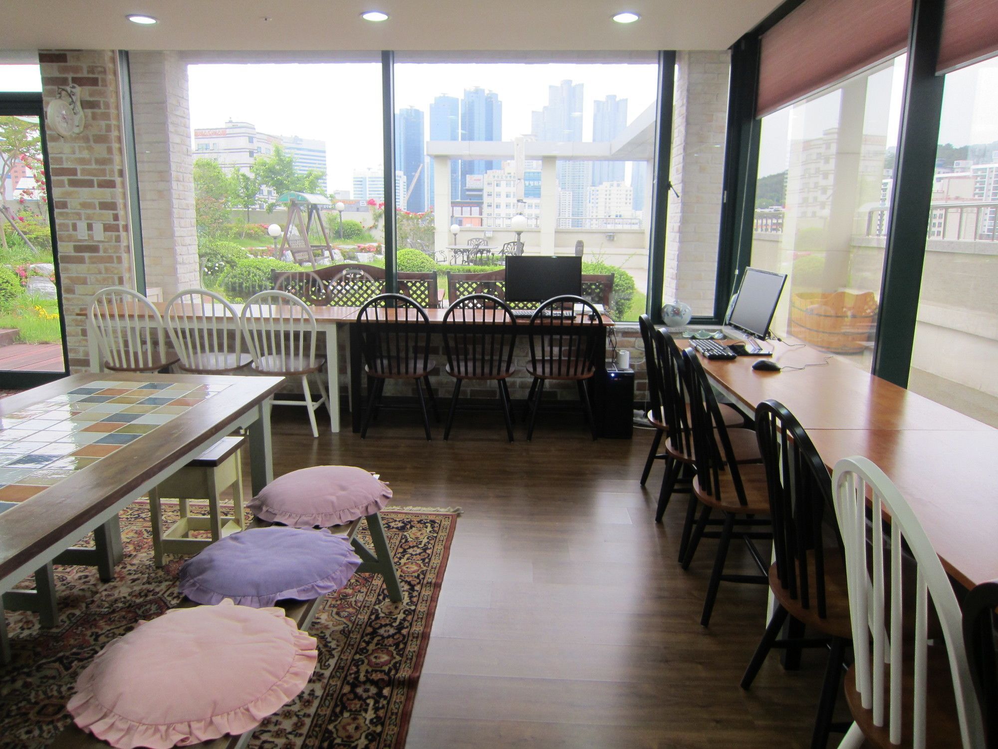 Hostel The New Day Пусан Екстер'єр фото