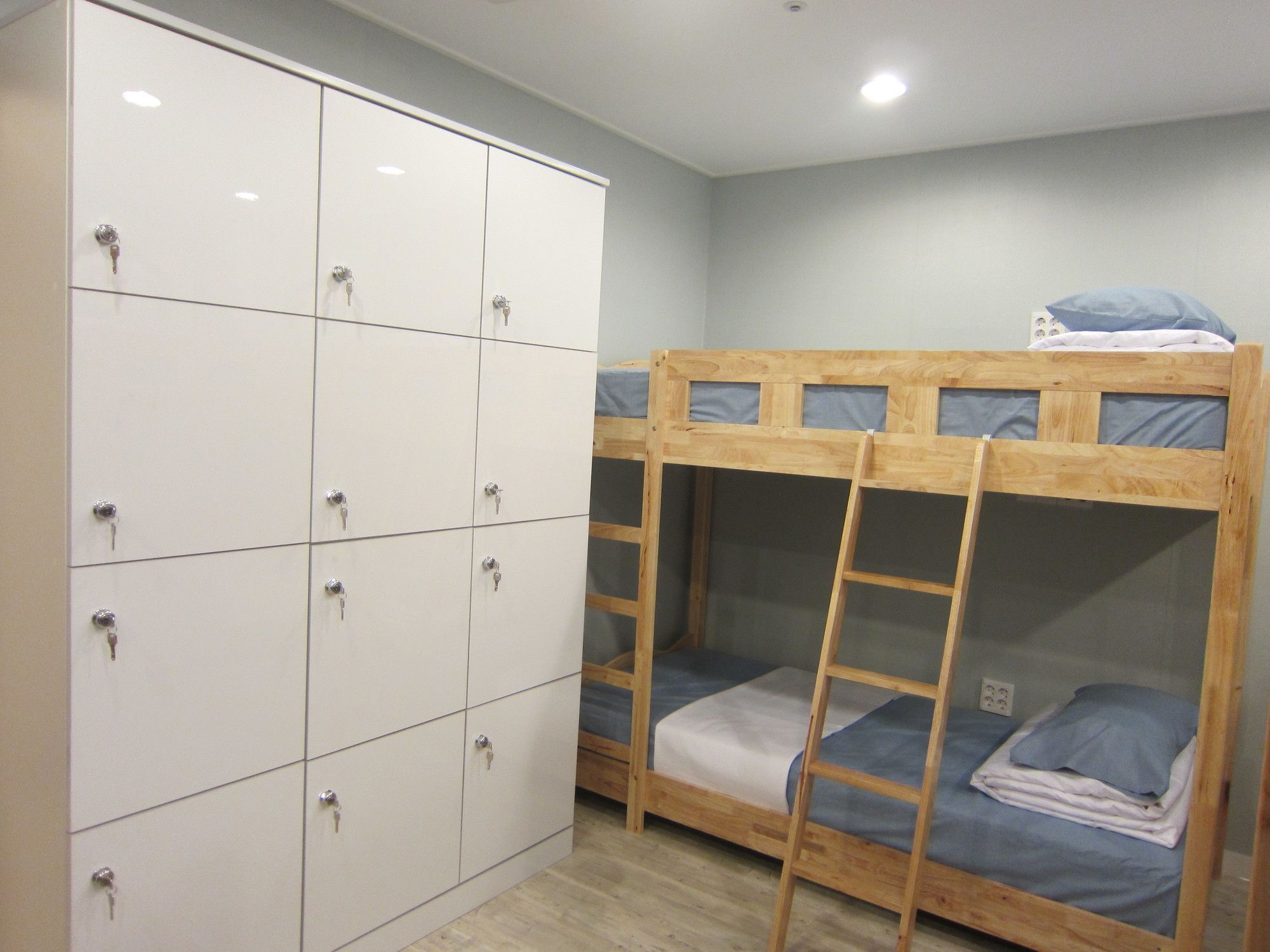 Hostel The New Day Пусан Екстер'єр фото